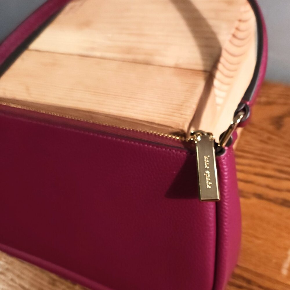 Kate Spade New York Kayla Convertible Wristlet in Dark Raspberry NWOT - Picture 4 of 7